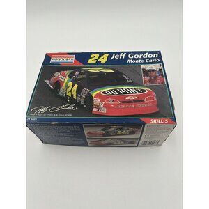 Monogram Jeff Gordon 24 Monte Carlo Dupont 1:24 Model New Skill 3